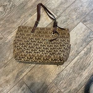 Michael Kors tote